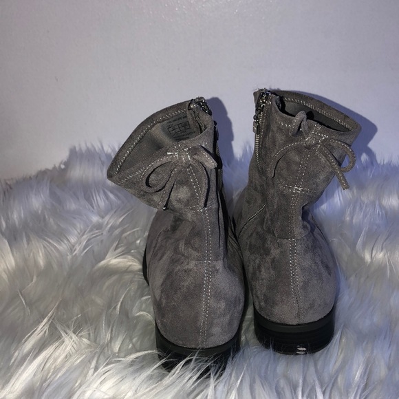 STUART WEITZMAN Lowland booties NWOB - Picture 4 of 8